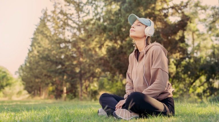 5 Kebiasaan Sehari-hari yang Meningkatkan Kesehatan Mental