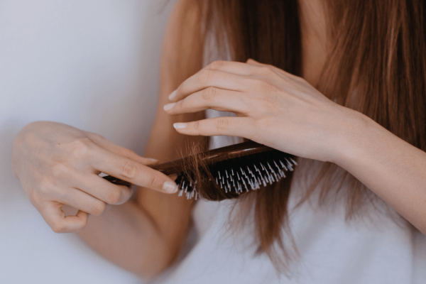 10 Tips Mengatasi Rambut Kusut dan Susah Diatur