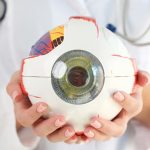 10 Langkah untuk Menjaga Penglihatan yang Sehat di Usia Dewasa