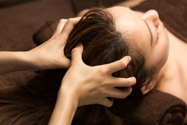 10 Teknik Pijat Kepala untuk Kesehatan Rambut 10 Teknik Pijat Kepala untuk Kesehatan Rambut