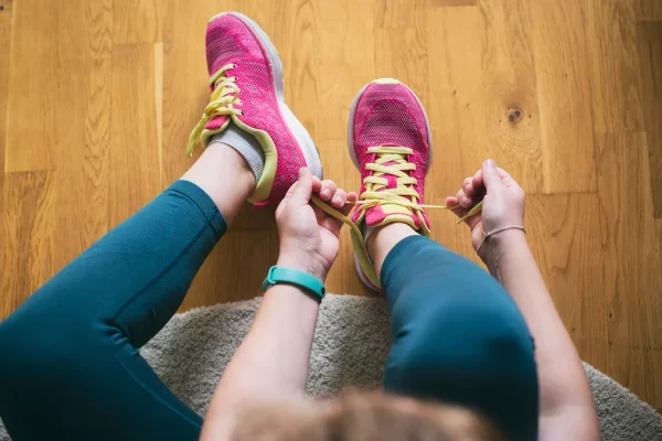 7 Tips Memilih Sepatu yang Baik untuk Kesehatan Kaki 7 Tips Memilih Sepatu yang Baik untuk Kesehatan Kaki