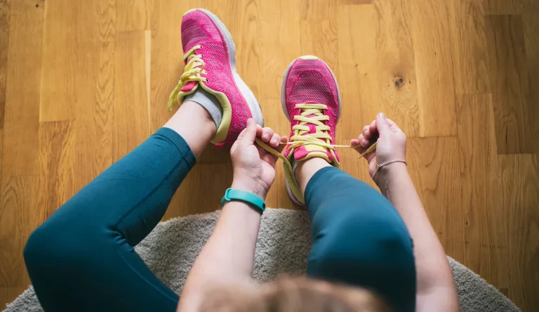 7 Tips Memilih Sepatu yang Baik untuk Kesehatan Kaki