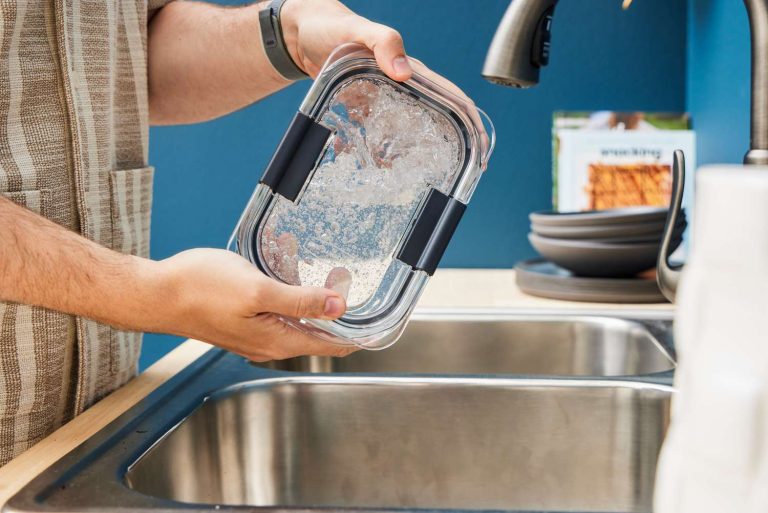 5 Cara Menghindari Xenoestrogen untuk Melindungi Kesehatan Hormon