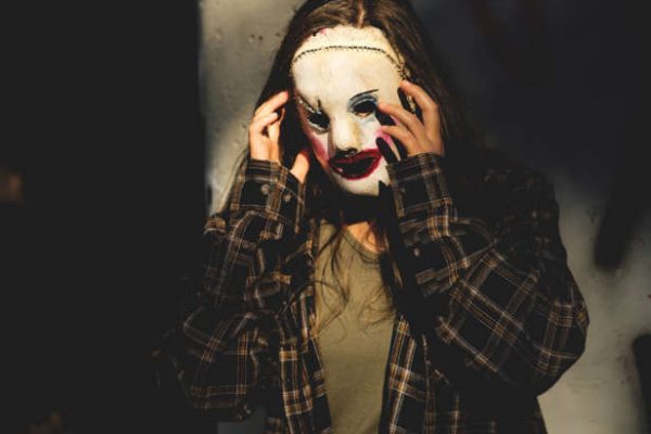 Kenali 10 Pola Pikir Psikopat yang Sering Tersamar Kenali 10 Pola Pikir Psikopat yang Sering Tersamar