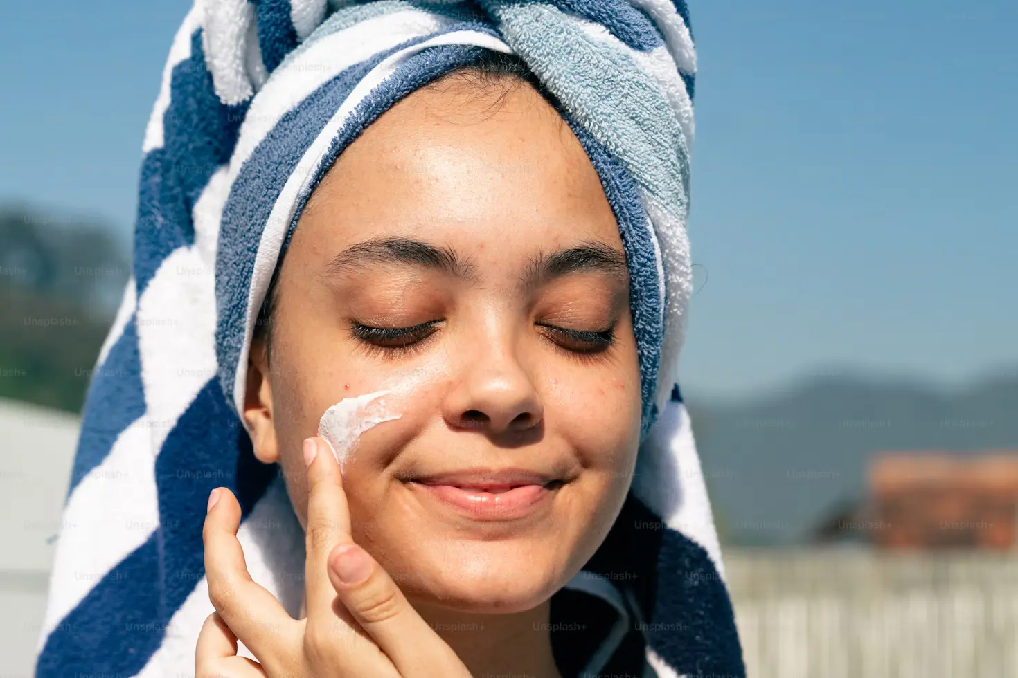 5 Tips Memilih Sunscreen untuk Kulit Berjerawat